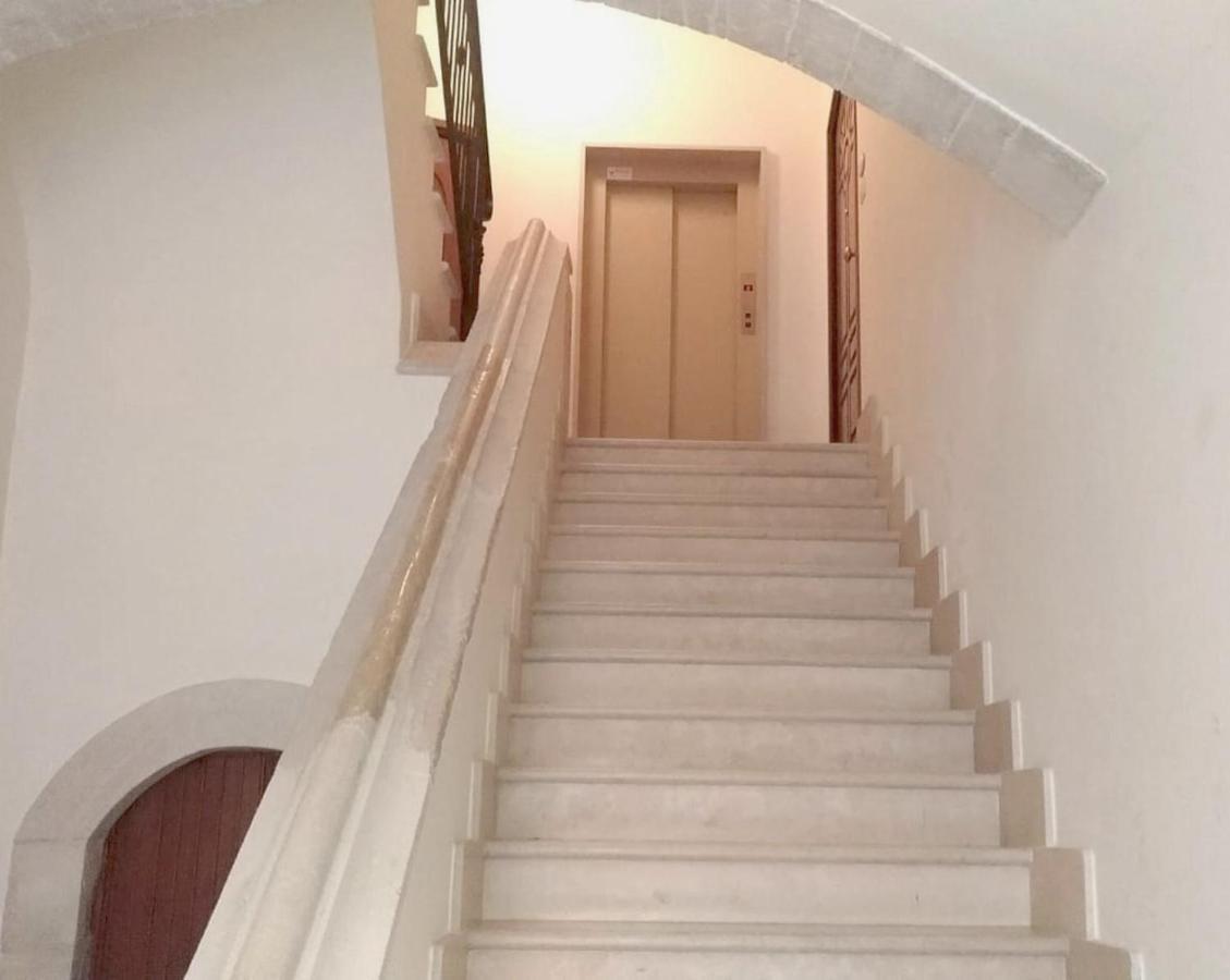 B&B Re Apartments Palazzo Muscati Molfetta Kültér fotó